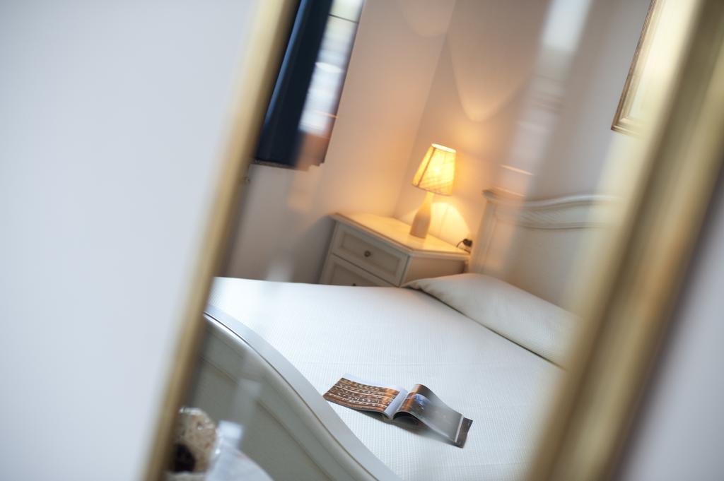 Hotel Caselle Сан-Ладзаро-ди-Савена Экстерьер фото